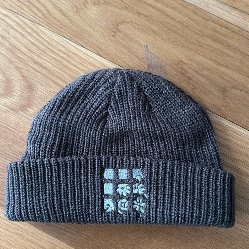 New! Kelsea Ballerini Concert merch beanie, so cute!